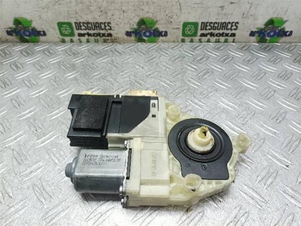 MOTOR ELEVALUNAS DEL. IZDO. Citroen C4 1.4 G I (LC) 90CV (2000-2011) (65 KW) - 20658 / KFU