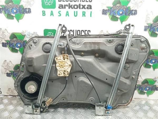 MOTOR ELEVALUNAS DEL. IZDO. Volkswagen Golf 1.6 G IV (1J1) 105CV (2000-2005) (77 KW) - 25843 / BCB 2