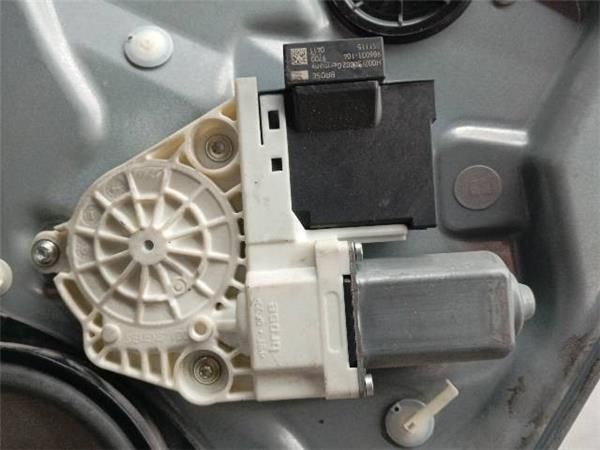 MOTOR ELEVALUNAS DEL. IZDO. Seat Ibiza 1.4 TDI (6L) (2001-2009) (51 KW) - 26202 / BNM