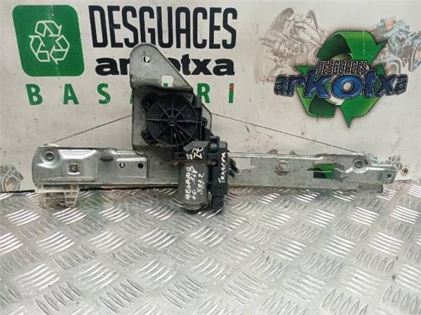 MOTOR ELEVALUNAS TRA. IZDO. Renault Megane 1.6  (2002-2009) (83 KW) - 26388 / K4MT7