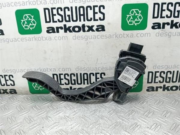 PEDAL ACELERADOR Peugeot 208 1.4 HDI I 68CV (2012-...) (50 KW) - 26451 / 8H01 2