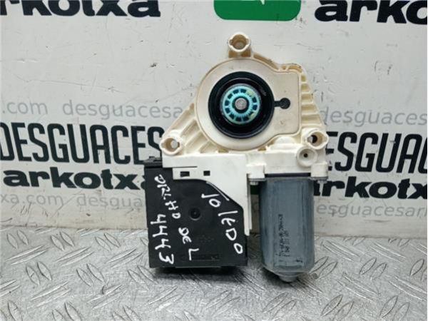 MOTOR ELEVALUNAS DEL. DCHO. Seat Toledo (5P2)(09.2004-) 2.0 Stylance / Style [2,0 Ltr. - 125 kW TDI] - 36300 / 5P0839461