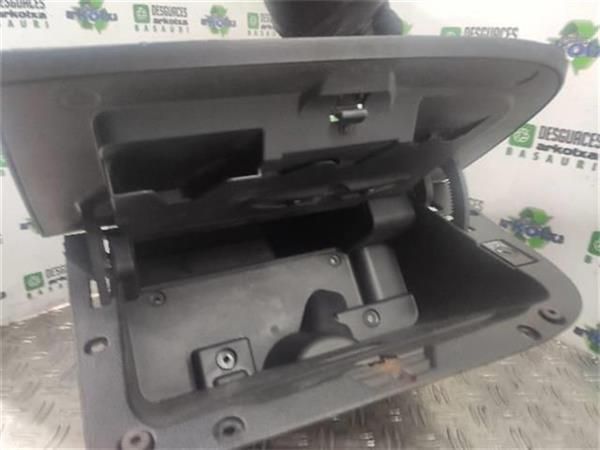 GUANTERA SALPICADERO Seat Ibiza 1.6 TDI IV (6J) (77 KW) - 7375 / CAY 2