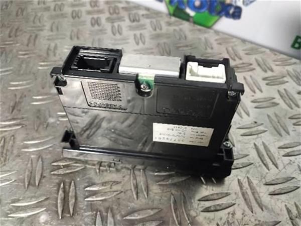 PANTALLA Volvo V50 2.0 (107 KW) - 2407 / B4164S3 2