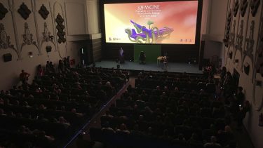 SPOKSPONHA SE CONVIERTE EN EL “LÍDER DEL RECICLAJE“ PARA INAUGURAR CON RAP EL 32 FANCINE