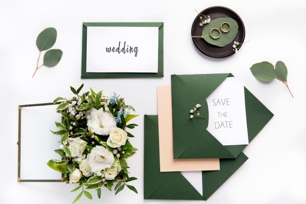 Ahorrar en invitaciones de boda