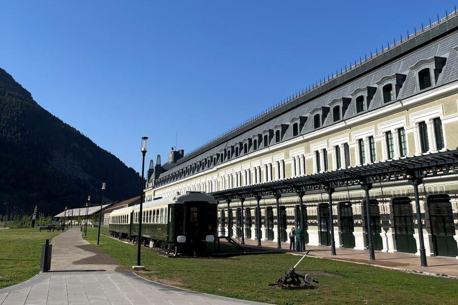 Fachada de la Estación de Canfranc